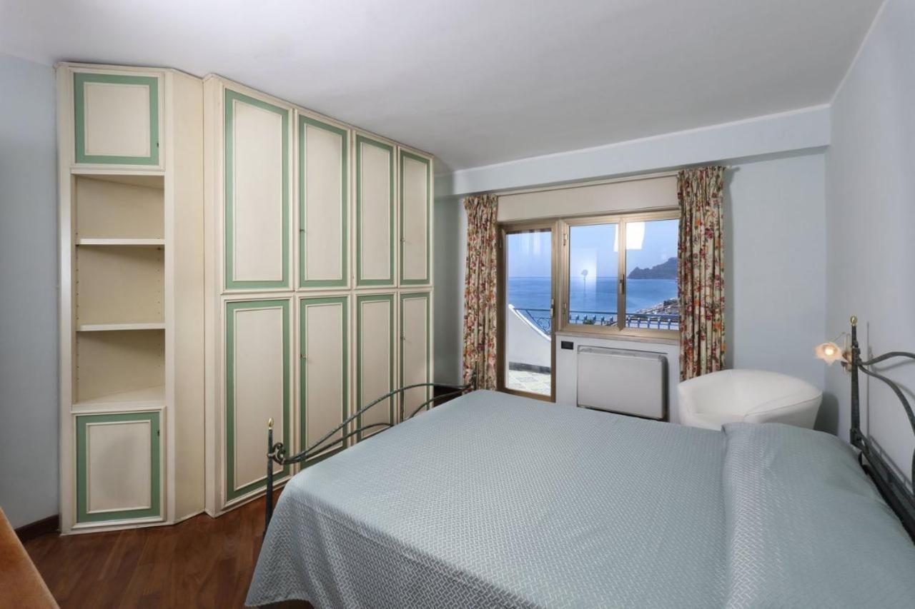 Apartamento Il Cavalluccio Marino Santa Teresa Di Riva Exterior foto