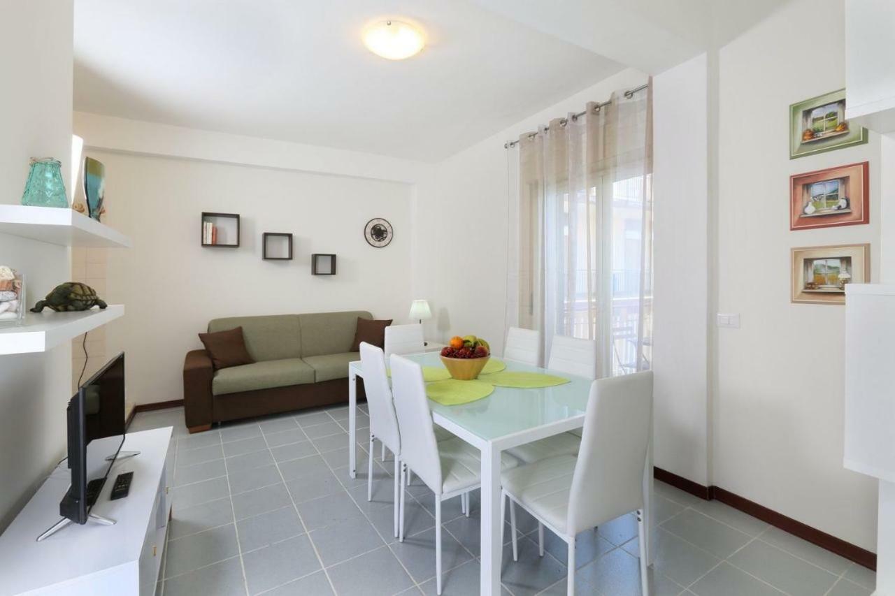 Apartamento Il Cavalluccio Marino Santa Teresa Di Riva Exterior foto