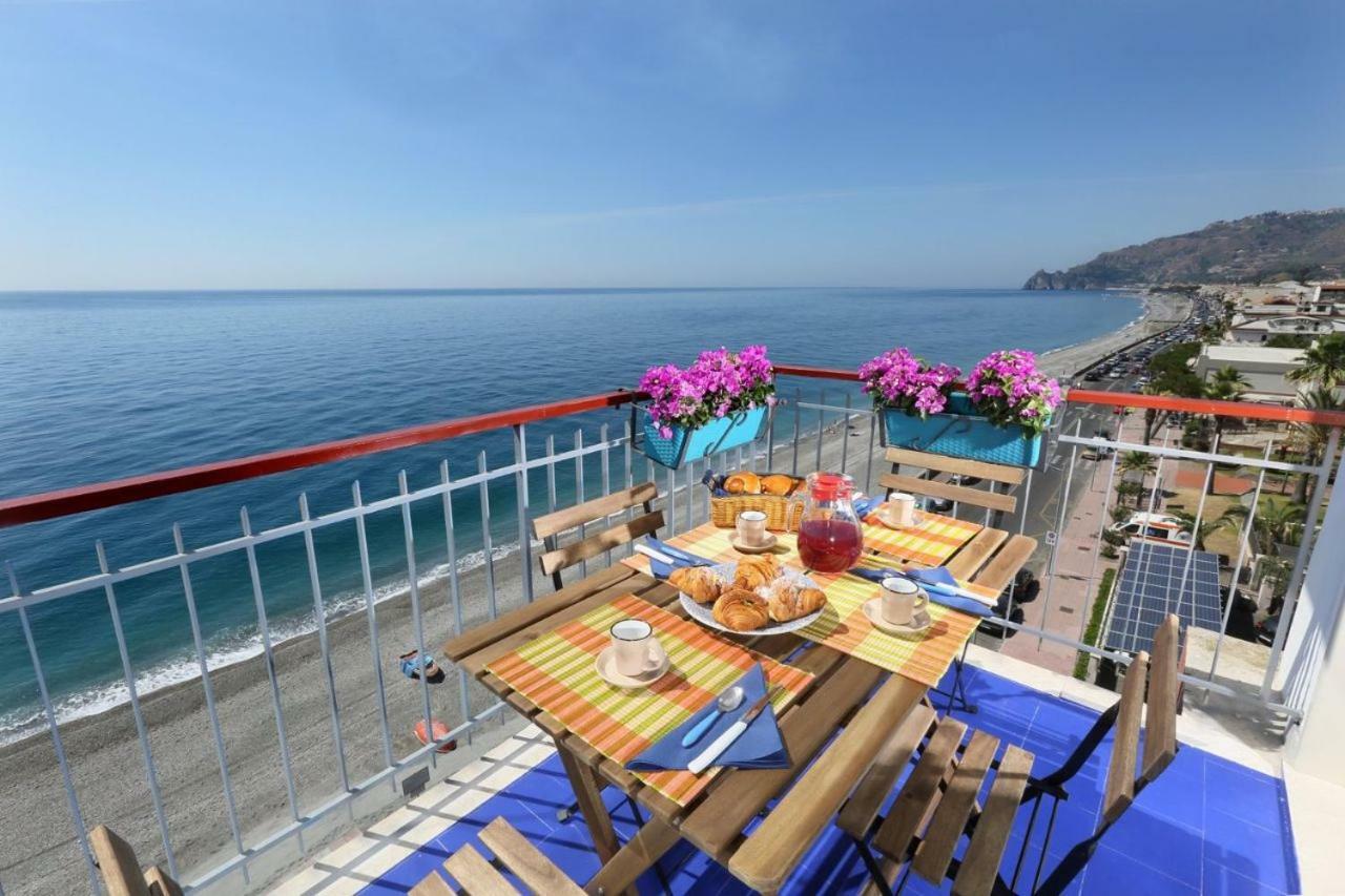 Apartamento Il Cavalluccio Marino Santa Teresa Di Riva Exterior foto